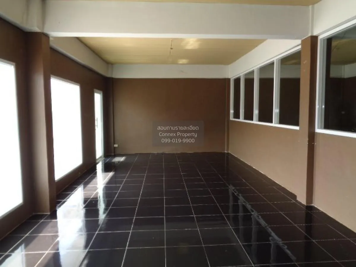 For Sale Commercial Building , Taksila Dormitory Center , Koeng ,