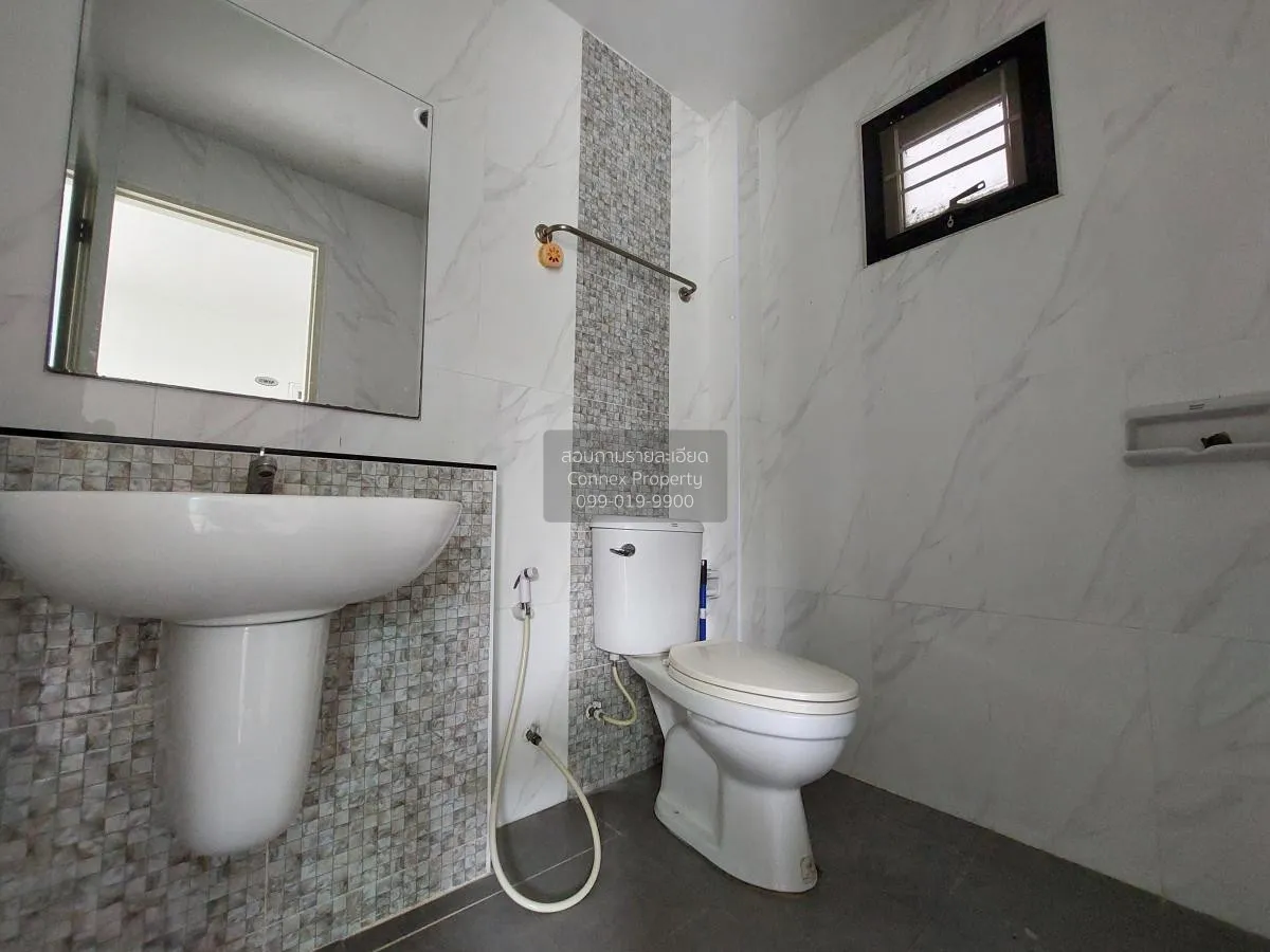 For Sale Townhouse/Townhome  , Nirandha Chonburi , wide frontage 