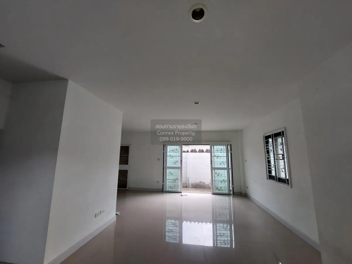 For Sale Townhouse/Townhome  , Nirandha Chonburi , wide frontage 