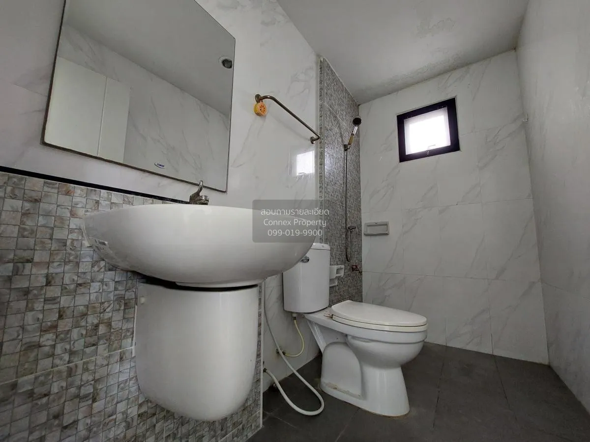 For Sale Townhouse/Townhome  , Nirandha Chonburi , wide frontage 