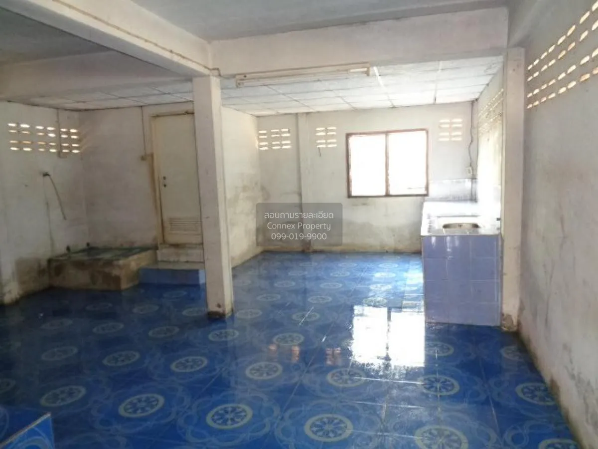 For Sale Half-brick, half-wooden house, Udon Thani, 58 sq m., Pho