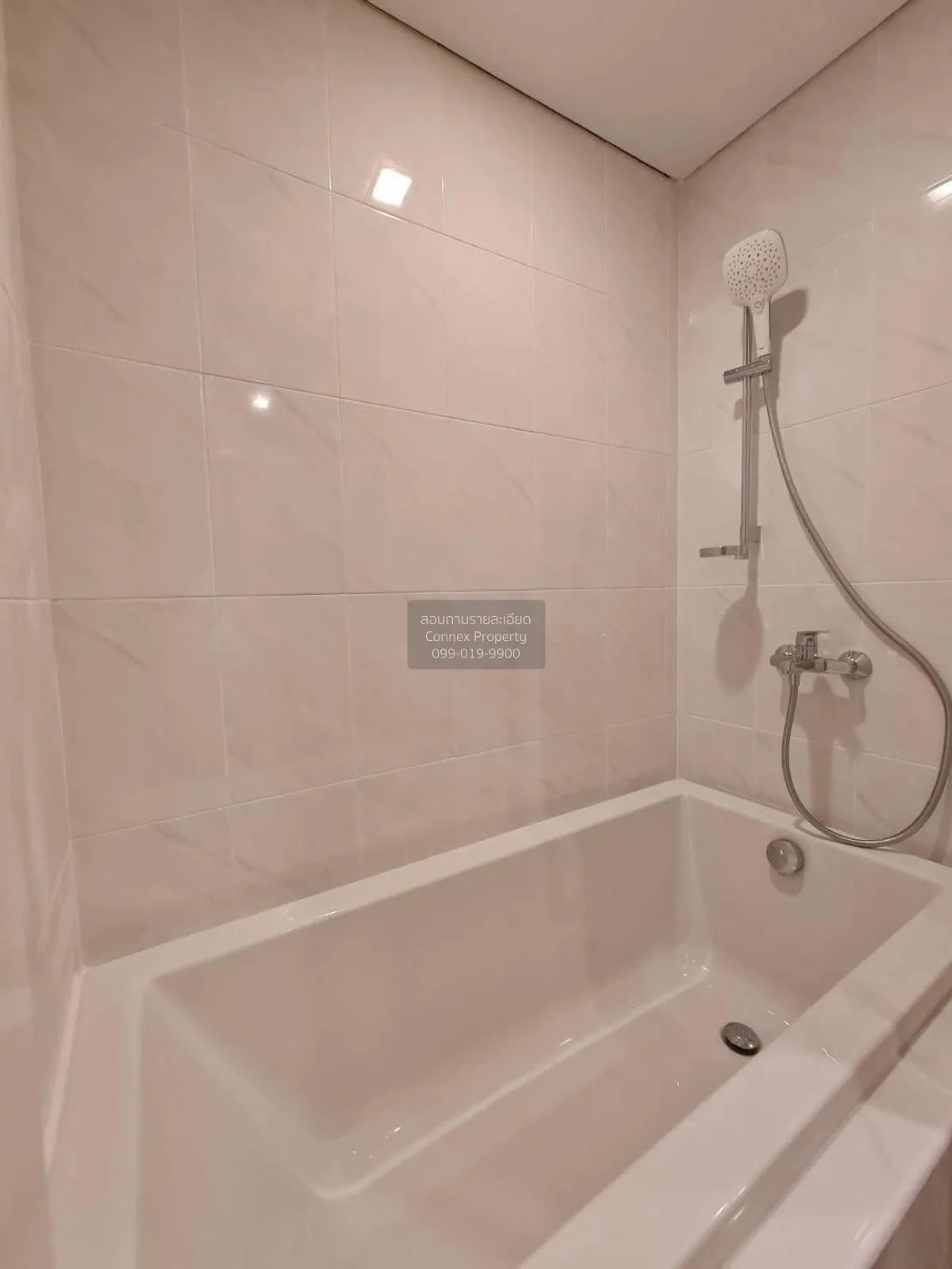 For Rent Condo , Le Luk Condo , newly renovated , BTS-Phra Khanon