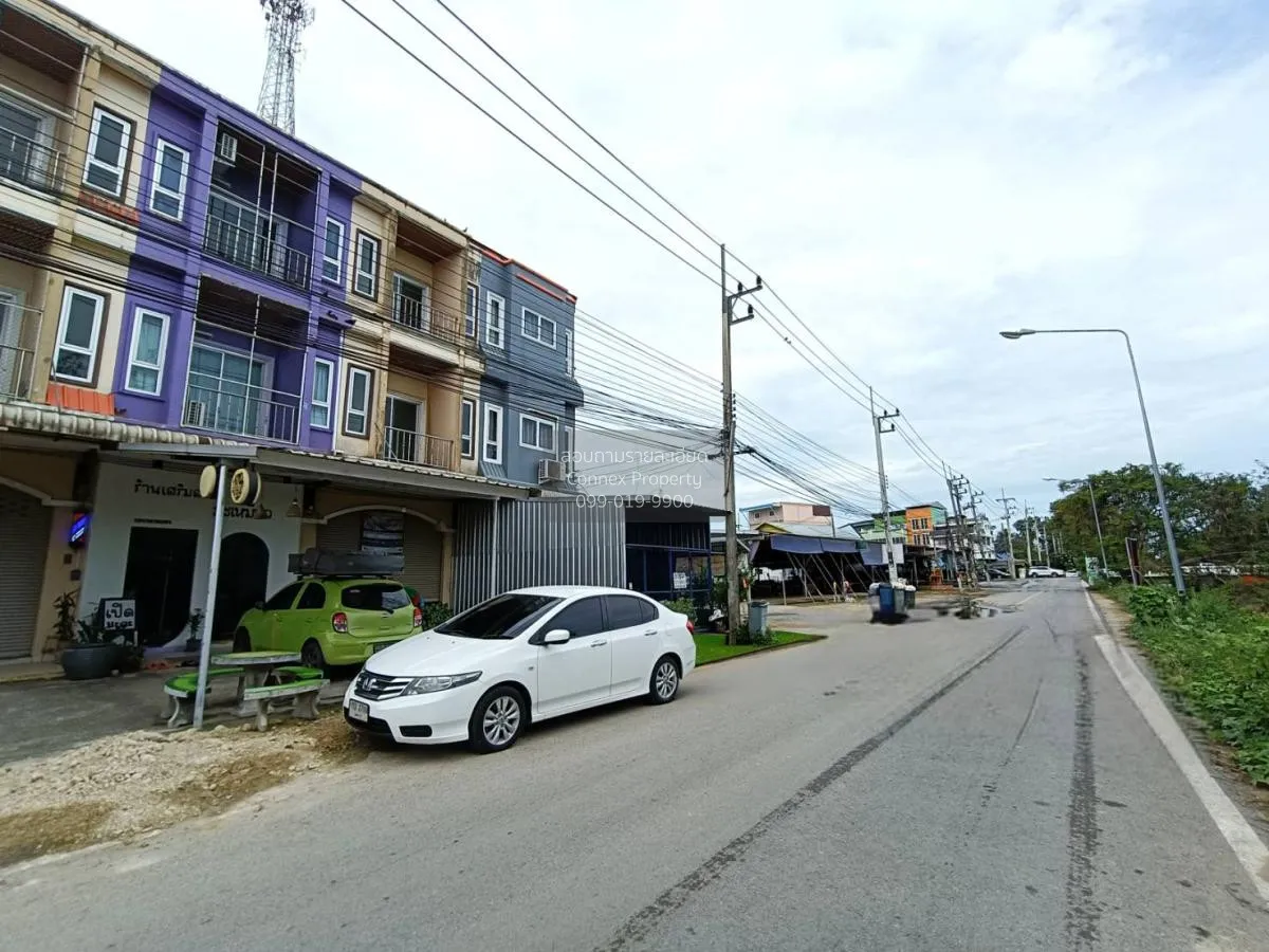 For Sale 3 - storey Commercial building 3 floors 20 square meters 2