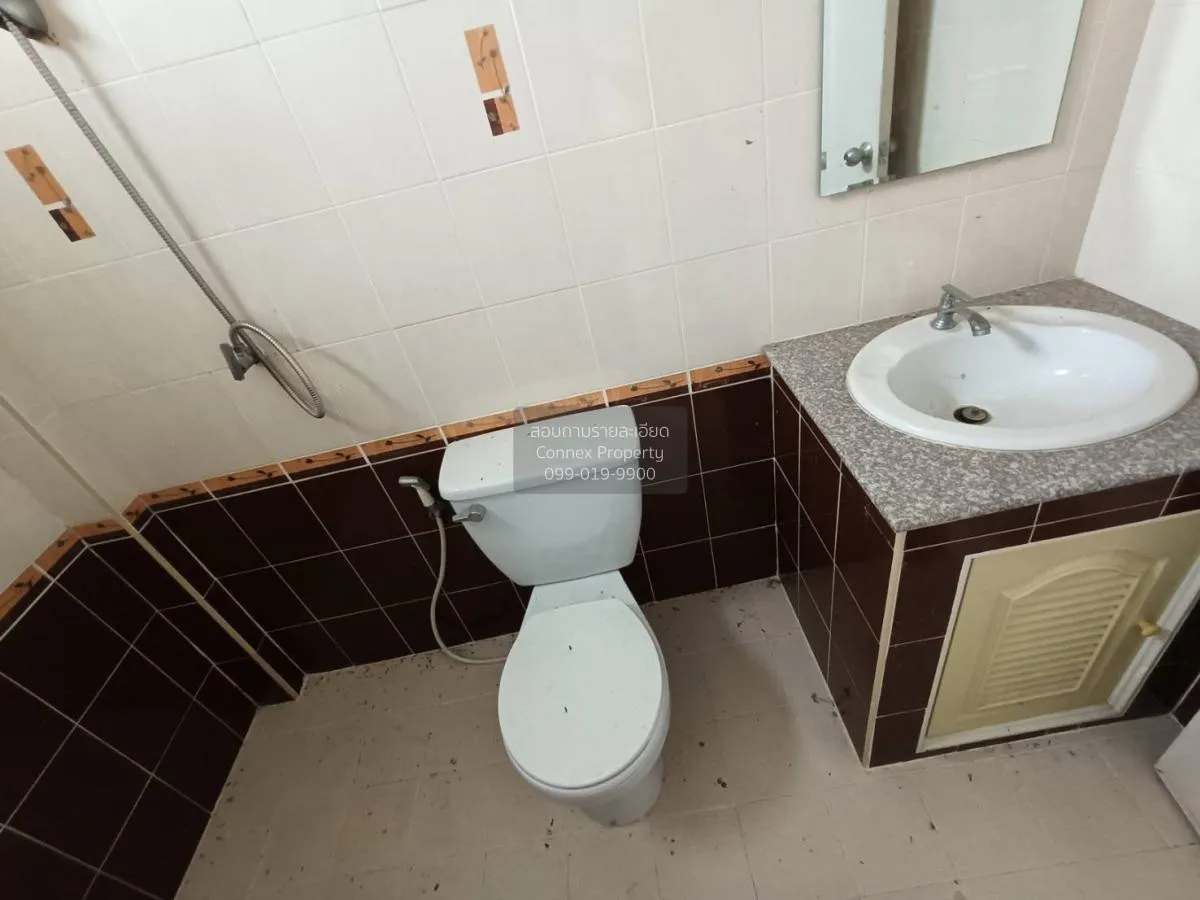 For Sale 3 - storey Commercial building 3 floors 20 square meters