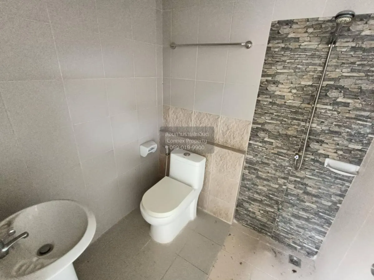 For Sale Townhouse Plearn Phruksa 13 Pranburi , corner unit , wid