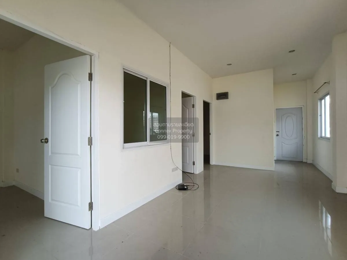 For Sale Townhouse Plearn Phruksa 13 Pranburi , corner unit , wid
