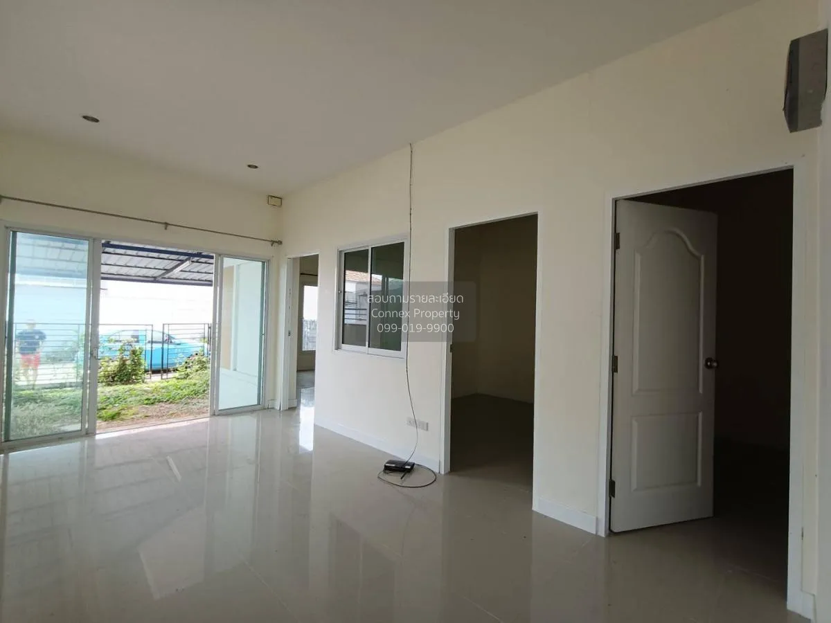 For Sale Townhouse Plearn Phruksa 13 Pranburi , corner unit , wid