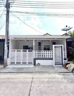 ขายทาวน์เฮ้าส์/ทาวน์โฮม  บ้านพฤกษา 38/1 บางกรวย - ไทรน้อย หน้ากว้าง รีโนเวทใหม่ ไทรน้อย ไทรน้อย นนทบุรี CX-121172