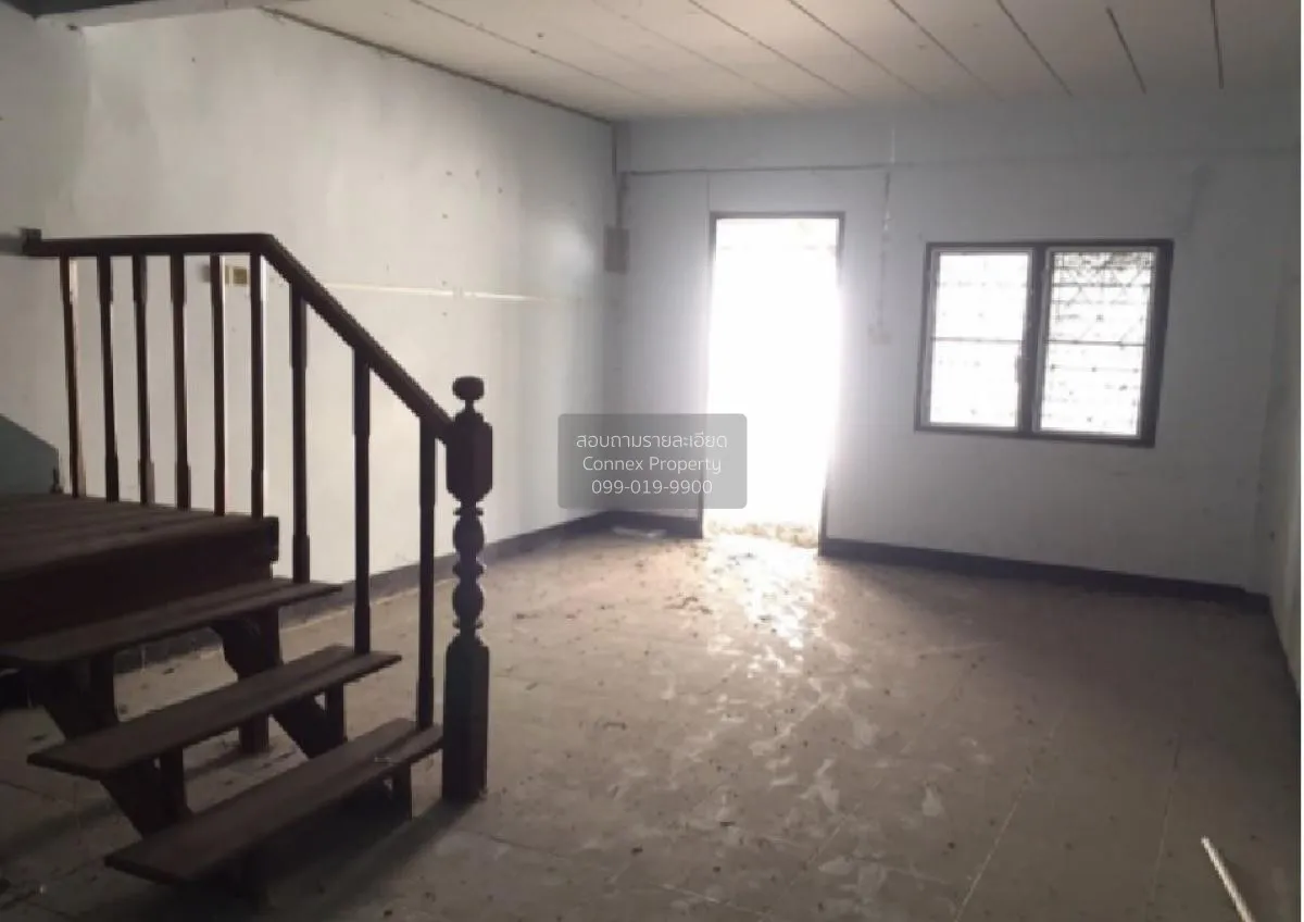 For Sale 2 - storey commercial building 61 square wah Chai Badan  4