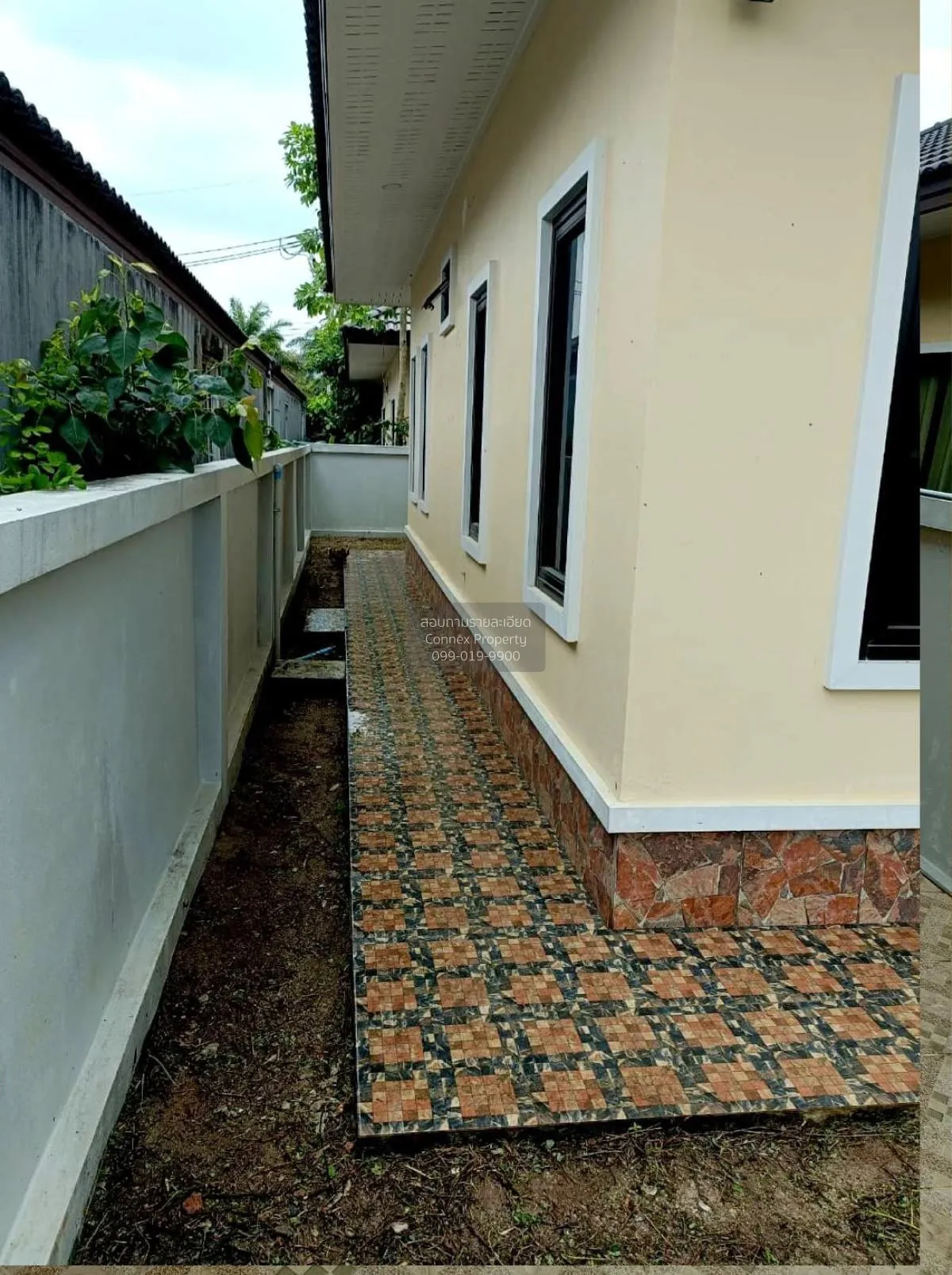 For Sale 1 - storey detached house area 73.20 square wah Thung So