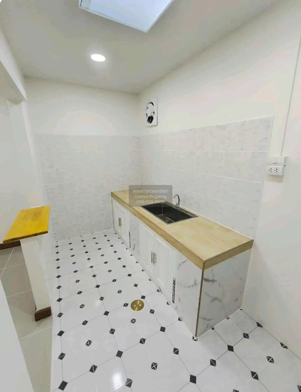 For Sale Townhouse/Townhome  , Baan Pruksa 28/1 Industrial Estate