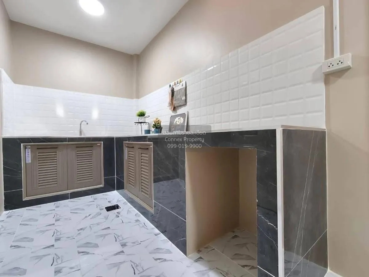 For Sale Townhouse/Townhome  , Baan Pruksa 30/1 Ban Kluai-Sai Noi