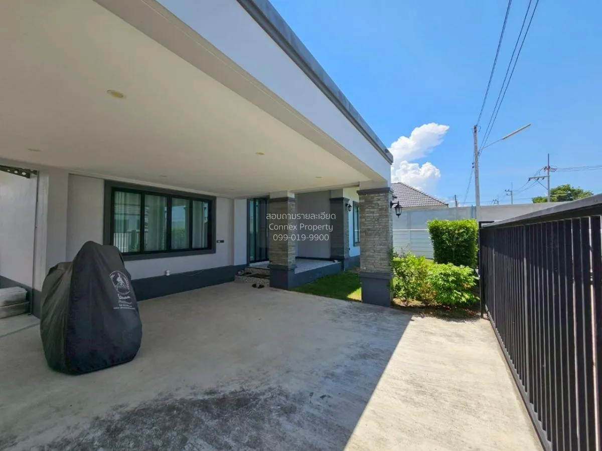 For Sale House , Fullrich asset , corner unit , wide frontage , S 3