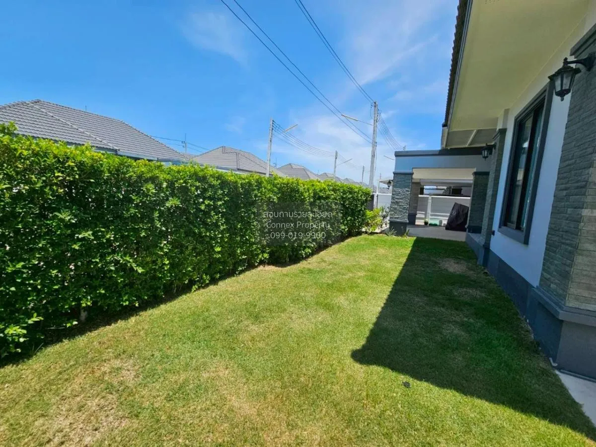 For Sale House , Fullrich asset , corner unit , wide frontage , S 4