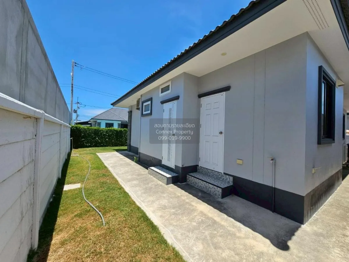 For Sale House , Fullrich asset , corner unit , wide frontage , S