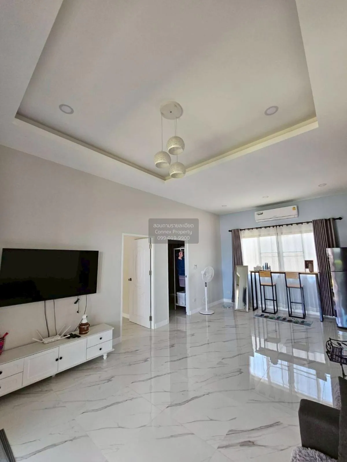 For Sale House , Fullrich asset , corner unit , wide frontage , S