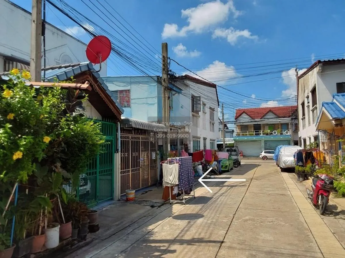 For Sale Townhouse/Townhome  , Baan Nakhon Thong Park View 3 , Ba 2