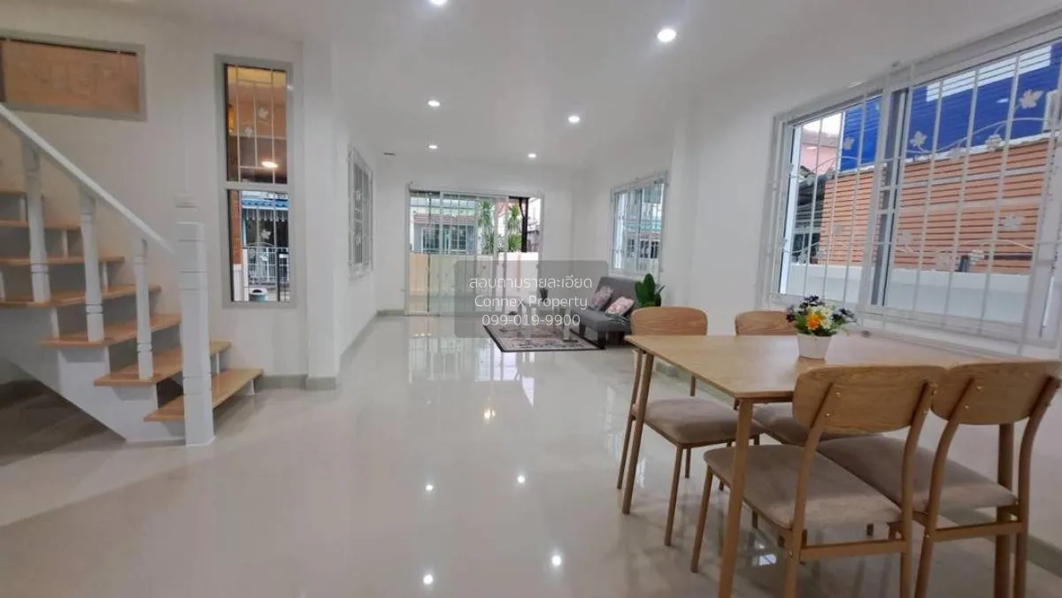 ขายทาวน์เฮ้าส์/ทาวน์โฮม  บ้านบัวทองธานี 8 ห้องมุม รีโนเวทใหม่ บาง