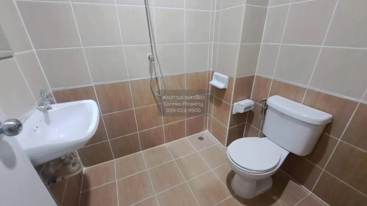 ขายทาวน์เฮ้าส์/ทาวน์โฮม  บ้านบัวทองธานี 8 ห้องมุม รีโนเวทใหม่ บาง