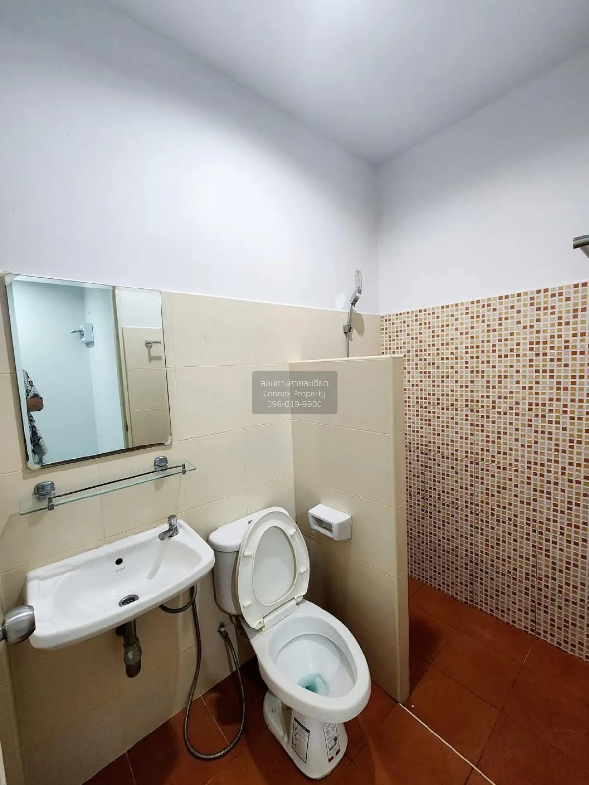 For Sale Townhouse/Townhome  , Vananya Green Place , Nong Kakha ,