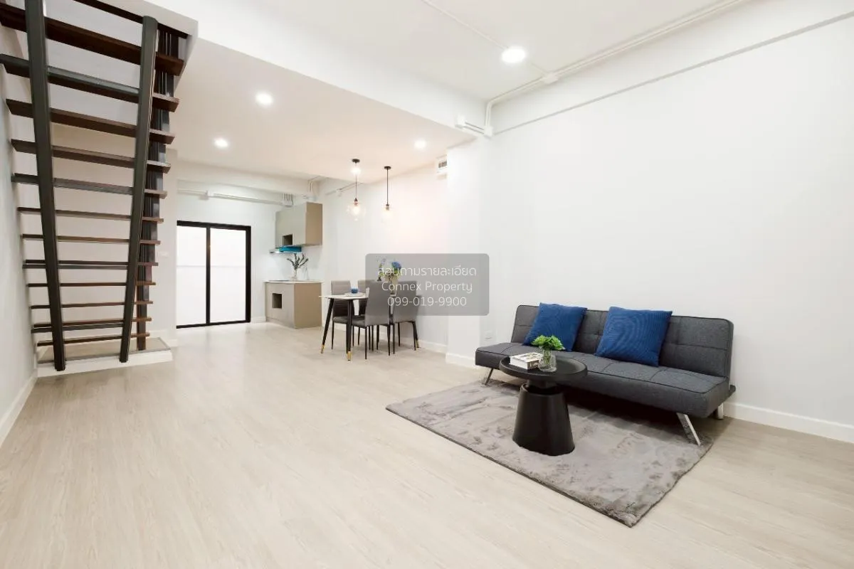 For Sale Townhouse/Townhome  , Wang Thong Village 1 , newly renov 4