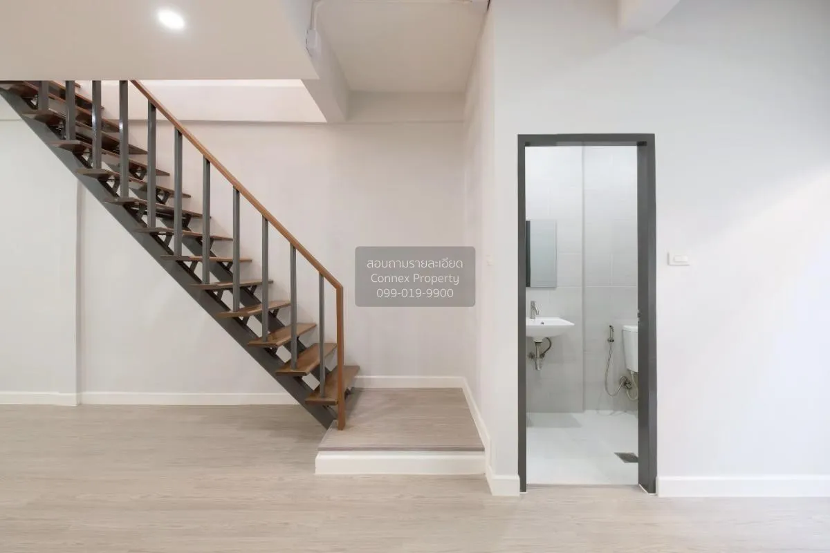 For Sale Townhouse/Townhome  , Wang Thong Village 1 , newly renov