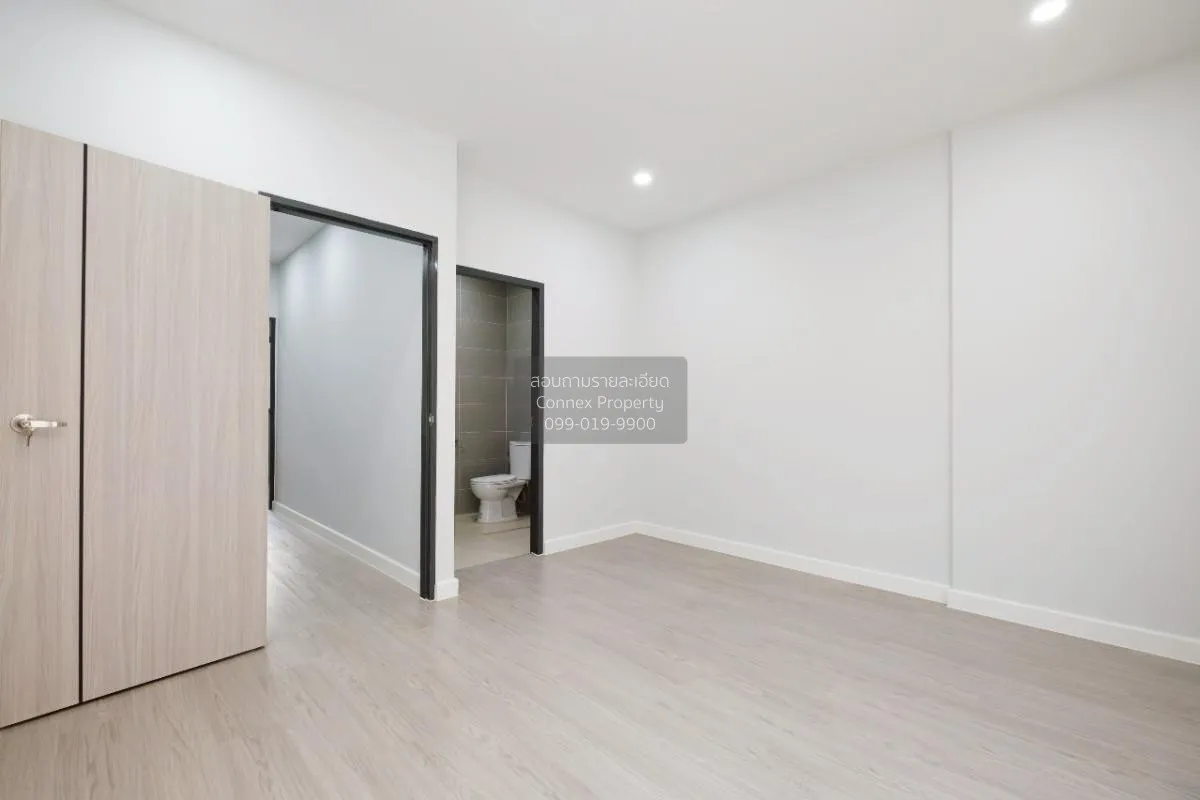 For Sale Townhouse/Townhome  , Wang Thong Village 1 , newly renov