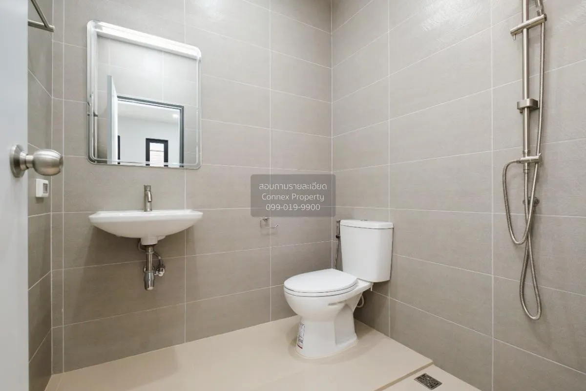 For Sale Townhouse/Townhome  , Wang Thong Village 1 , newly renov