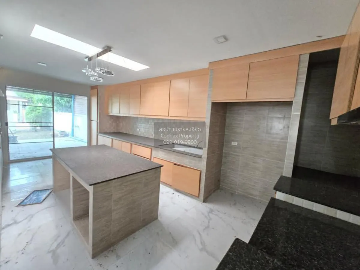 For Sale House , Somboonthrap Nongmon , wide frontage , Saen Suk 