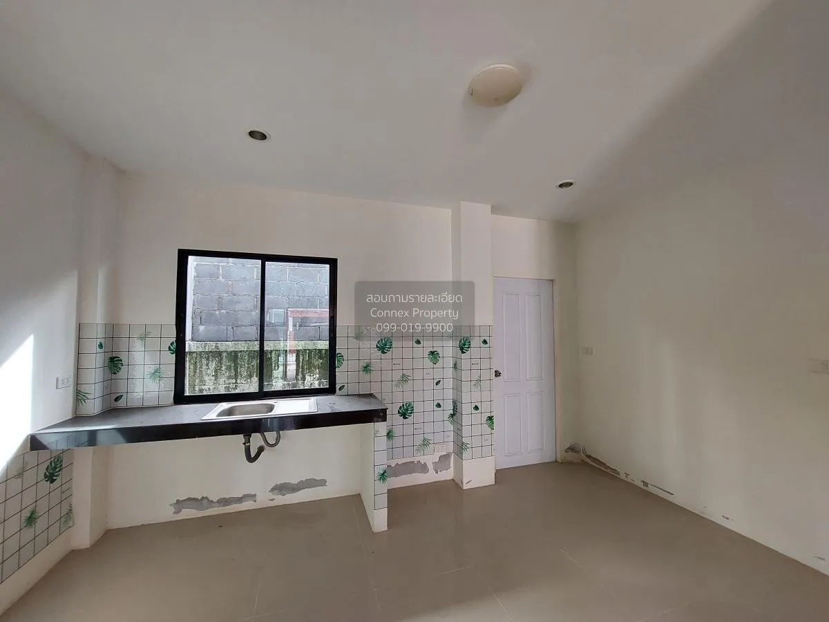 ขายทาวน์เฮ้าส์/ทาวน์โฮม  สิรัชชา อีสท์ตั้น ทาวน์ หน้ากว้าง พานทอง