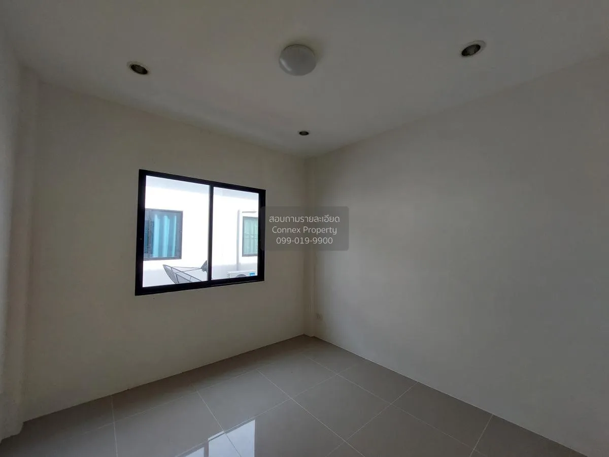 ขายทาวน์เฮ้าส์/ทาวน์โฮม  สิรัชชา อีสท์ตั้น ทาวน์ หน้ากว้าง พานทอง