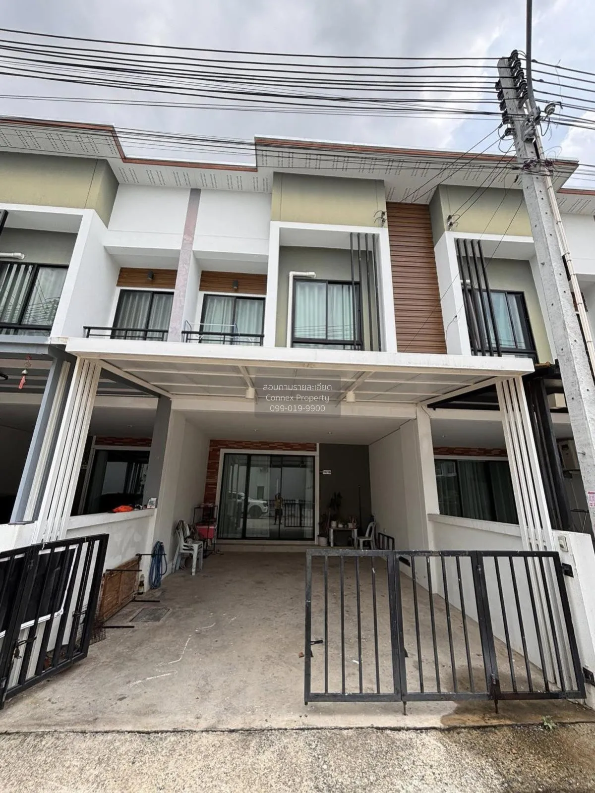 For Sale Townhouse/Townhome  , Arinsiri Country Hill , Huai Kapi  1