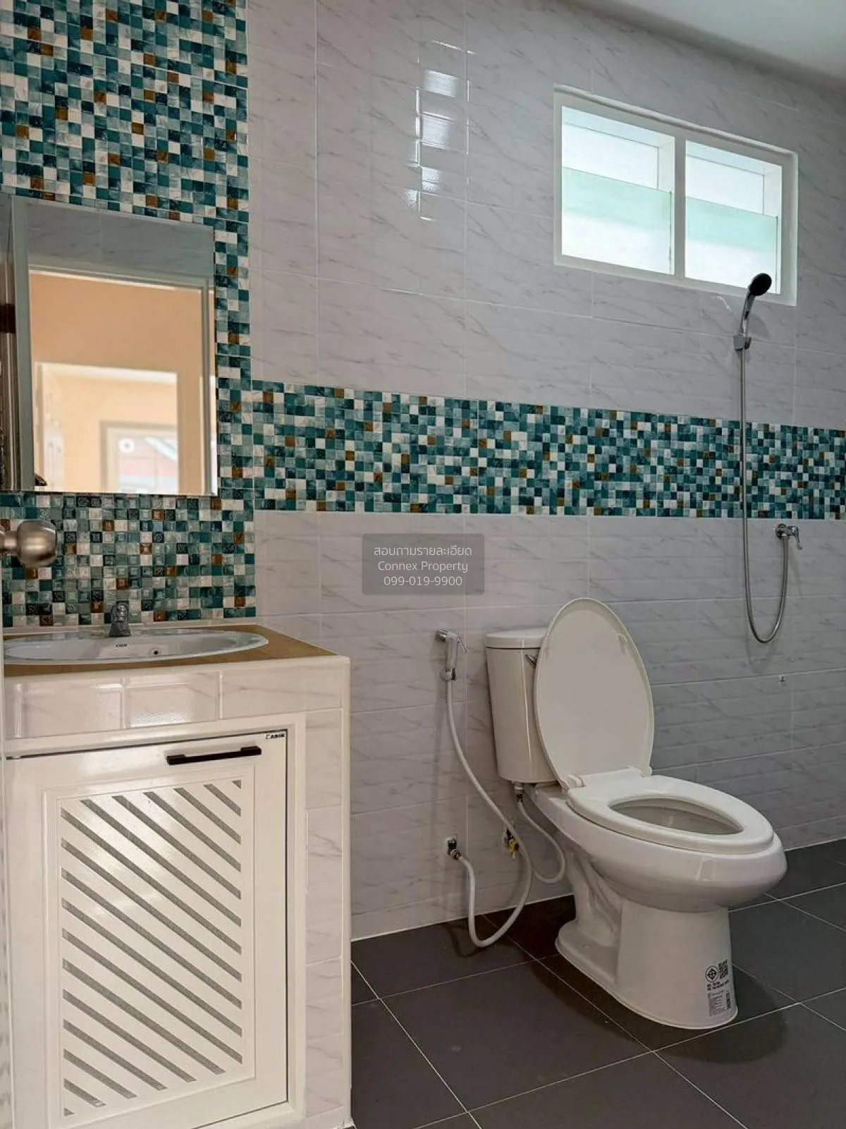 ขายทาวน์เฮ้าส์/ทาวน์โฮม  บัวทองธานี พาร์ควิลล์ 1 - 2 รีโนเวทใหม่ 