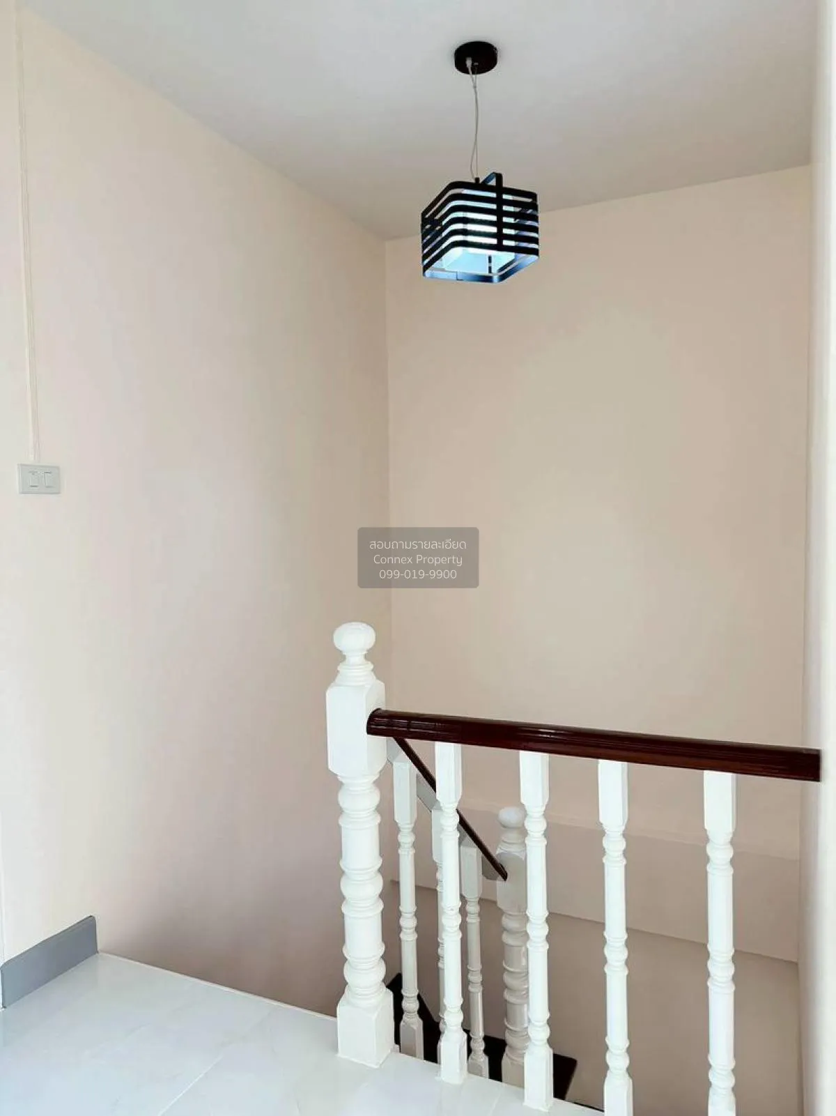 ขายทาวน์เฮ้าส์/ทาวน์โฮม  บัวทองธานี พาร์ควิลล์ 1 - 2 รีโนเวทใหม่ 