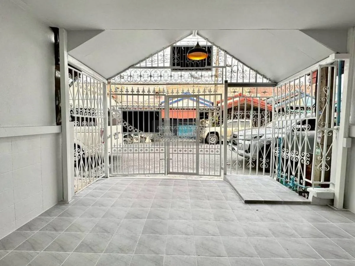 For Sale Townhouse/Townhome  , Baan Pimonrat 4 , newly renovated 