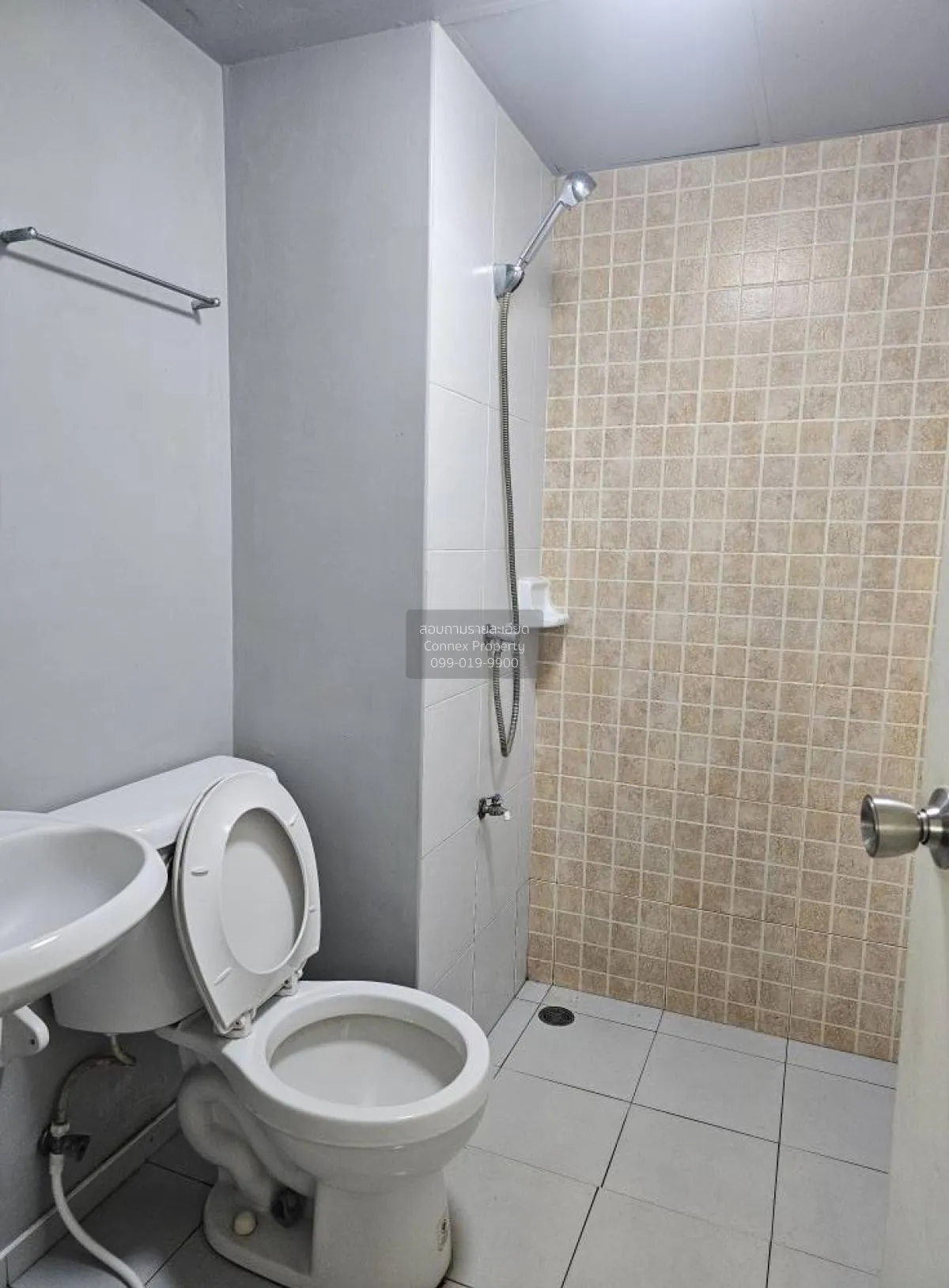 For Sale Condo , Lumpini Condotown Chonburi - Sukhumvit , corner  2