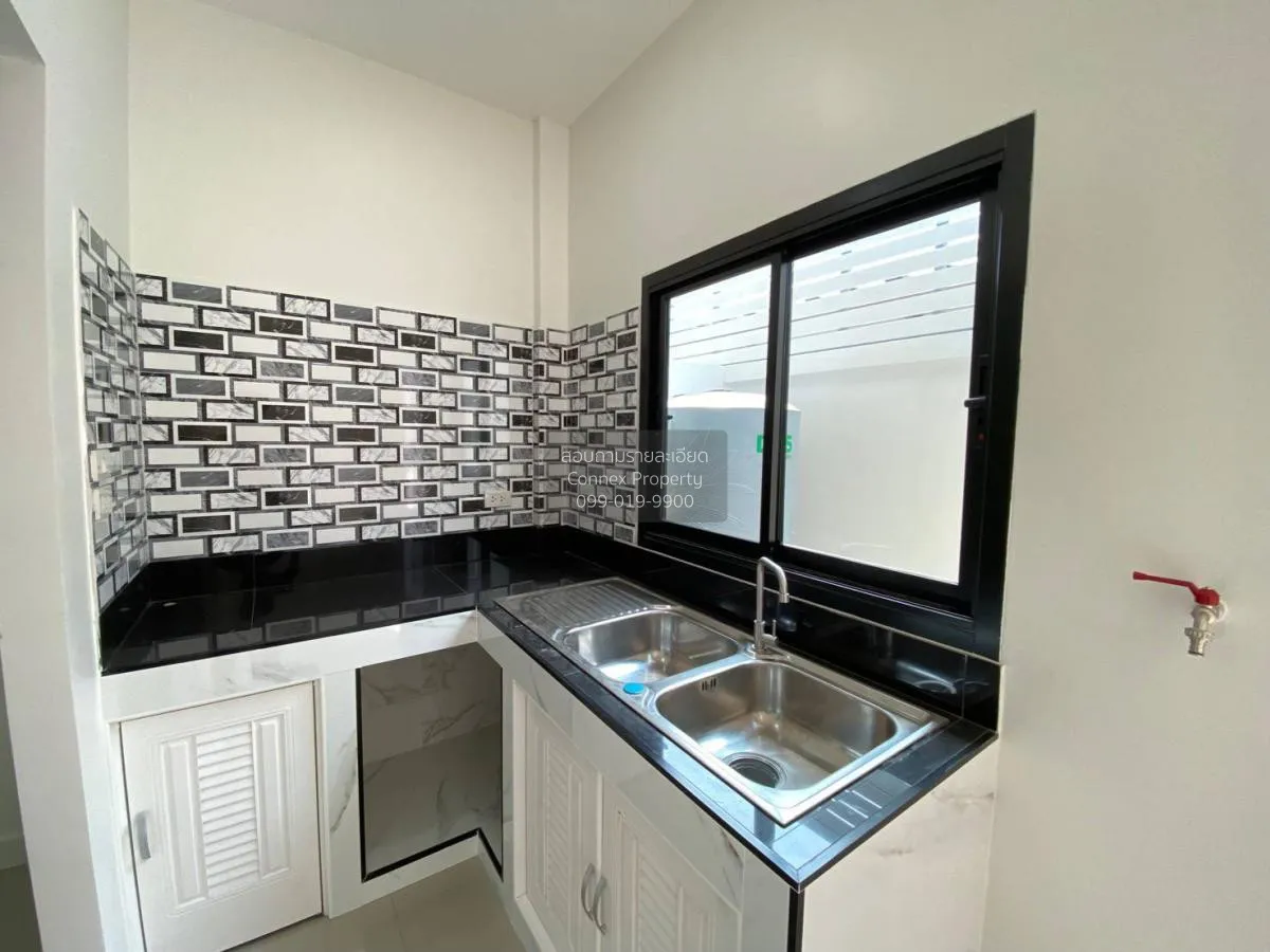 For Sale Townhouse/Townhome  , Mitpracha Villa Pak Kret , newly r