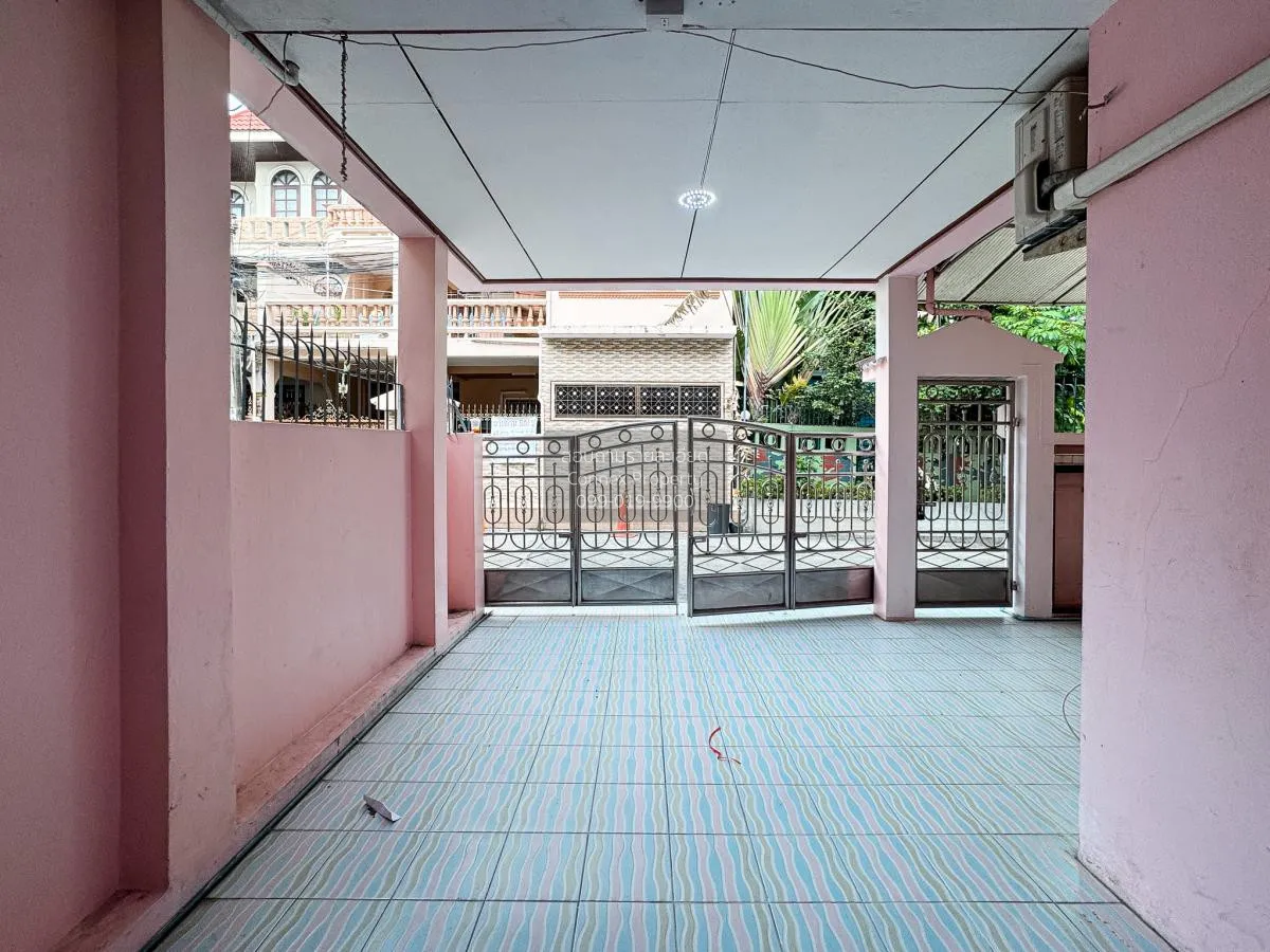 For Sale Townhouse/Townhome  , Im - Amporn 1 , MRT-Charan 13 , Wa 4