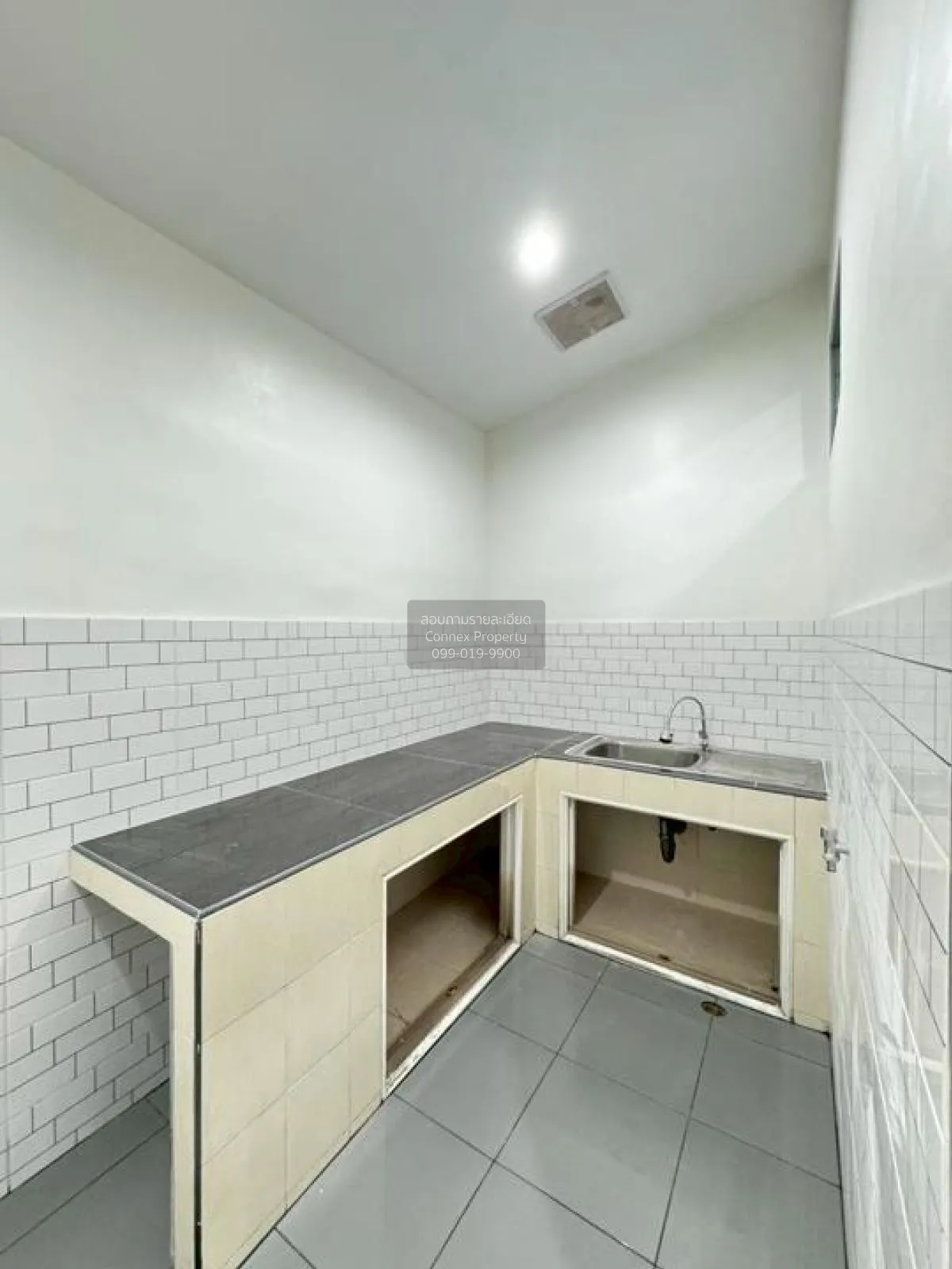 ขายทาวน์เฮ้าส์/ทาวน์โฮม  เพชรไพลิน พระยาสุเรนทร์ 35 บางชัน เขต คล