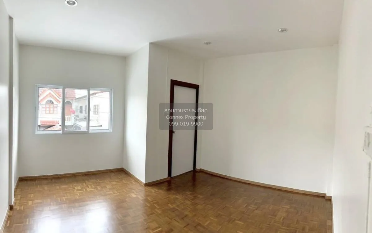 ขายทาวน์เฮ้าส์/ทาวน์โฮม  เพชรไพลิน พระยาสุเรนทร์ 35 บางชัน เขต คล