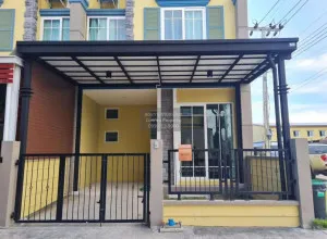 ขายทาวน์เฮ้าส์/ทาวน์โฮม  โกลเด้น ทาวน์ รัตนาธิเบศร์ - เวสต์เกต ห้องมุม บางรักพัฒนา บางบัวทอง นนทบุรี CX-121549