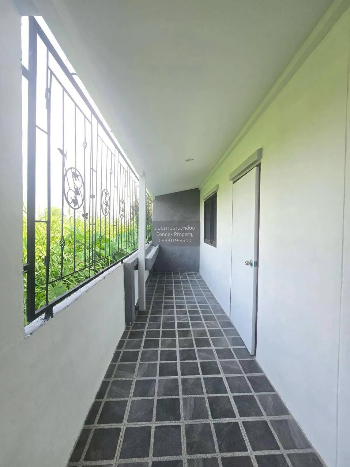 For Sale House , Amornphan Liaobwaree , wide frontage , newly ren 4