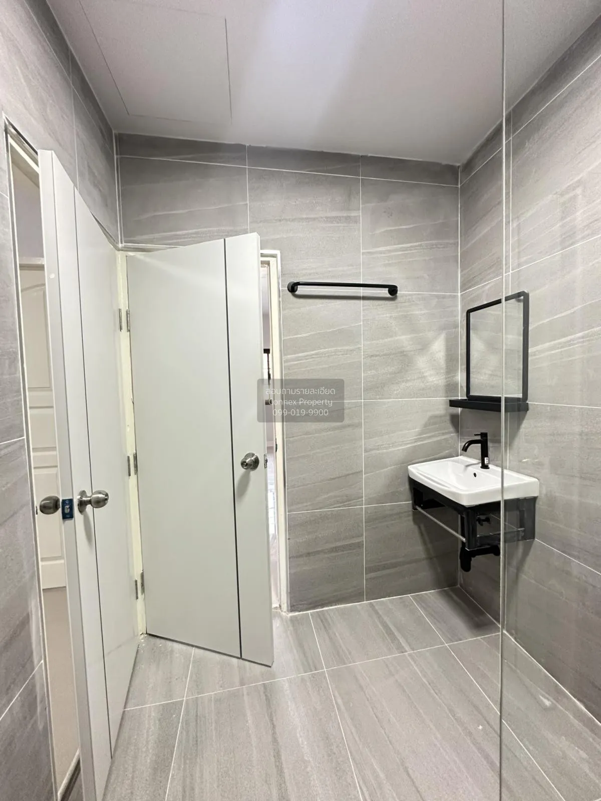 ขายทาวน์เฮ้าส์/ทาวน์โฮม  หมู่บ้านเสนาวิลล่า 91 ประชาธิปัตย์ ธัญบุ