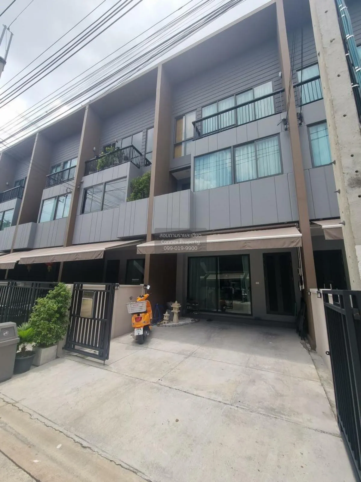 เช่าทาวน์เฮ้าส์/ทาวน์โฮม  บ้านกลางเมือง พระราม 9-กรุงเทพกรีฑา (ตั 1