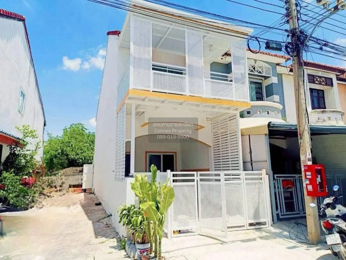 For Sale Townhouse/Townhome  , Baan Piyawararom 1 , newly renovat 1