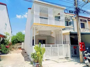 ขายทาวน์เฮ้าส์/ทาวน์โฮม  บ้านปิยวรารมย์ 1 รีโนเวทใหม่ บางบัวทอง บางบัวทอง นนทบุรี CX-121647