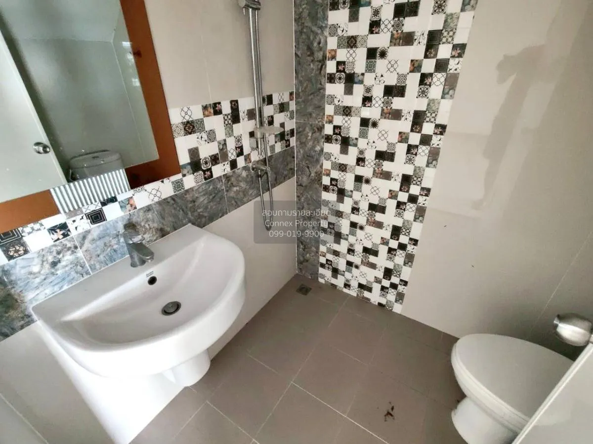 ขายทาวน์เฮ้าส์/ทาวน์โฮม  โกลเด้น ทาวน์ 3 บางนา-สวนหลวง หน้ากว้าง 