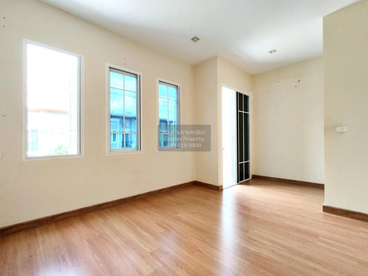 ขายทาวน์เฮ้าส์/ทาวน์โฮม  โกลเด้น ทาวน์ 3 บางนา-สวนหลวง หน้ากว้าง 