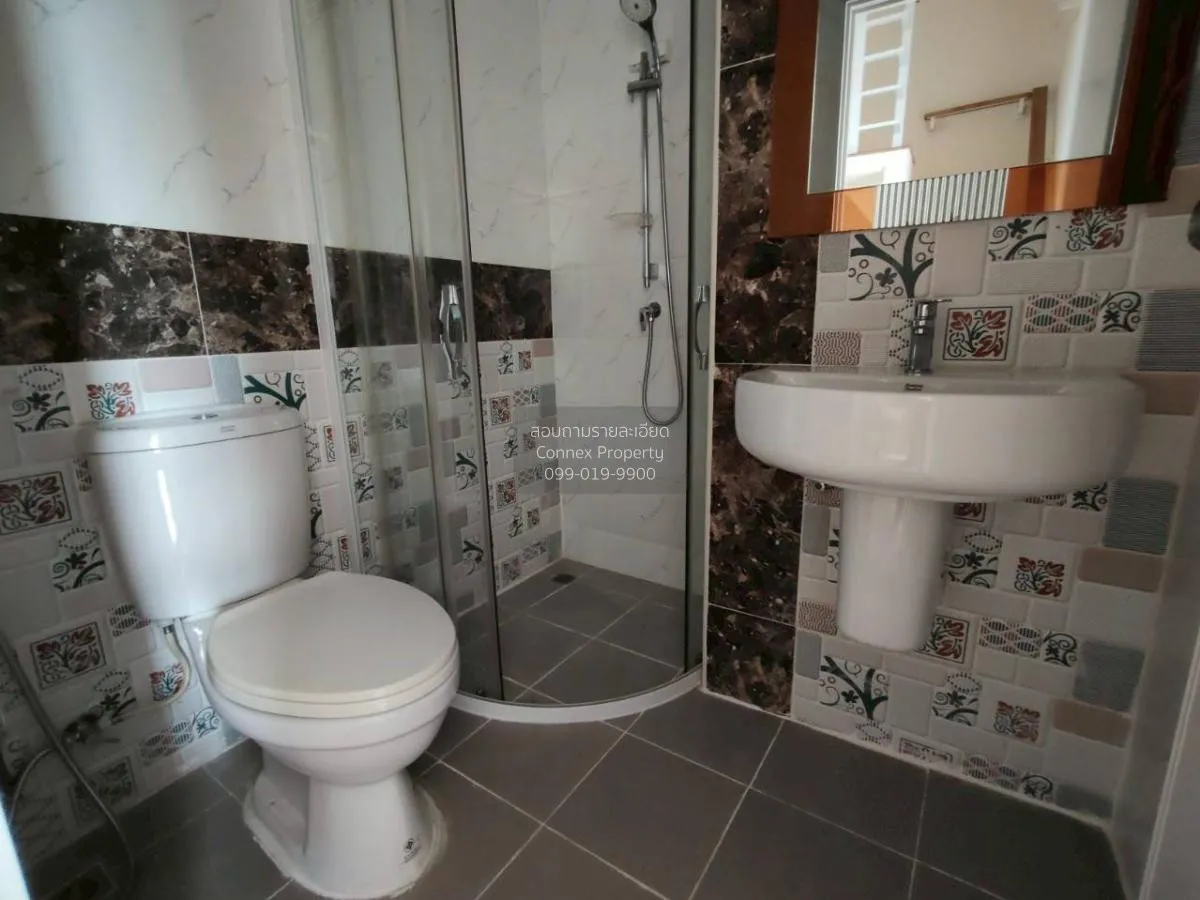 ขายทาวน์เฮ้าส์/ทาวน์โฮม  โกลเด้น ทาวน์ 3 บางนา-สวนหลวง หน้ากว้าง 