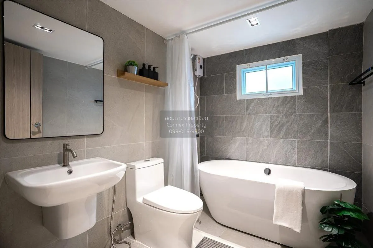 For Rent House, Pracharat Bamphen 17 , wide frontage , newly reno